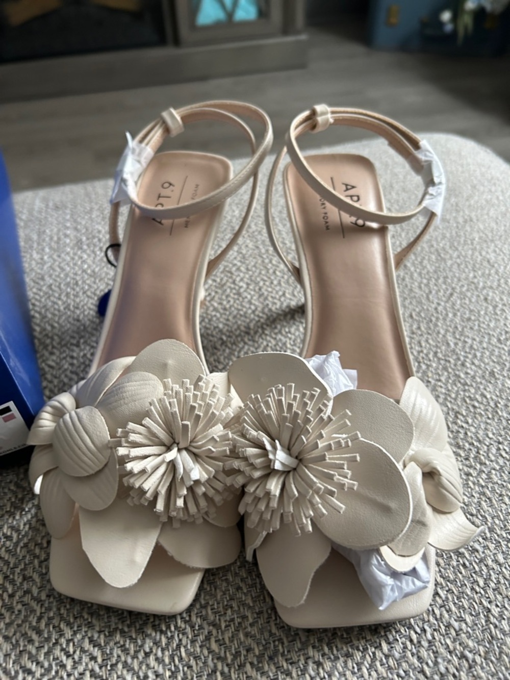 Apt. 9 Beige Floral Ankle-Strap Heels (Esmeralda) 🌸 - Picture 3 of 6